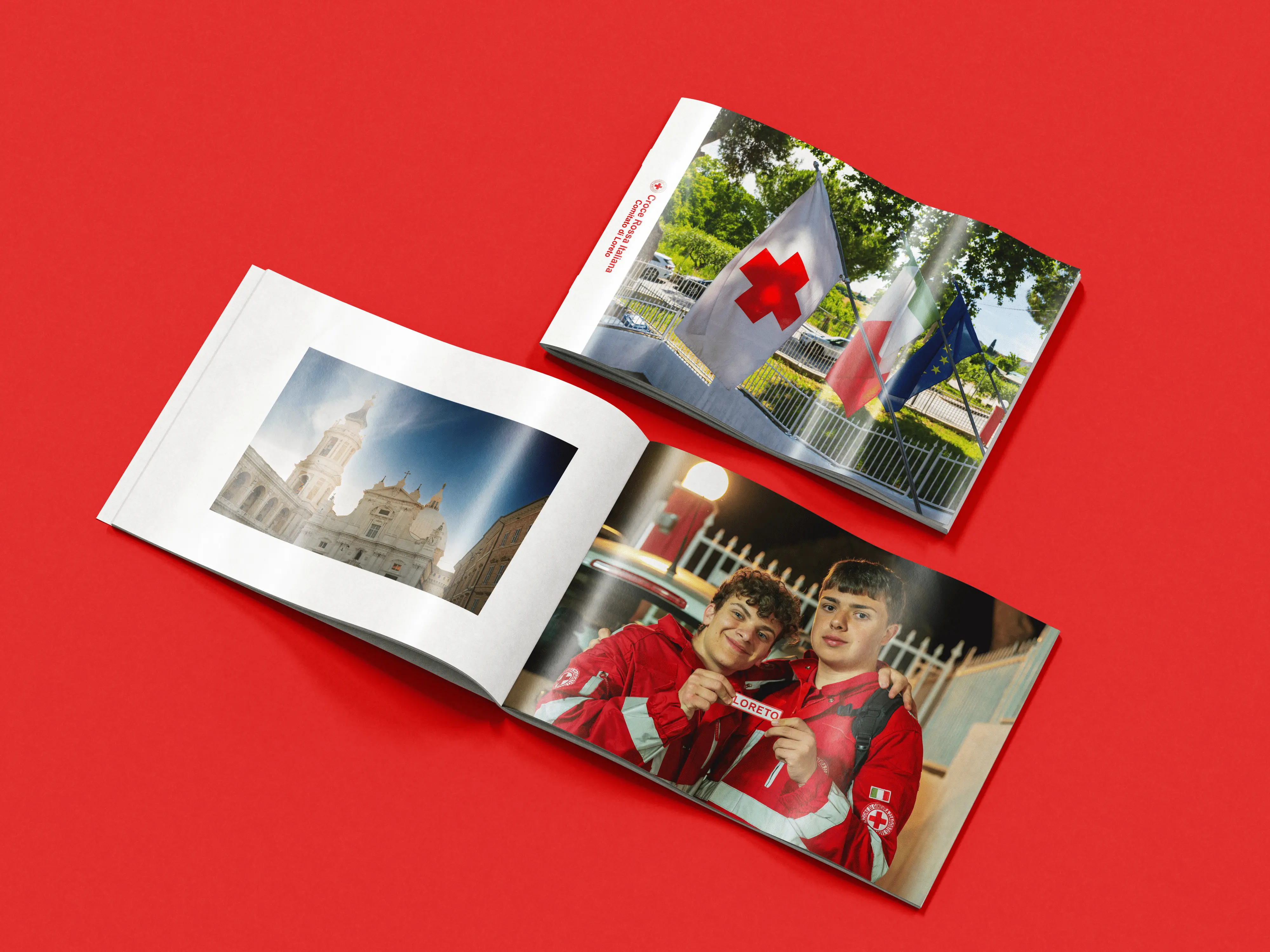 Album fotografico realizzato per la Croce Rossa
